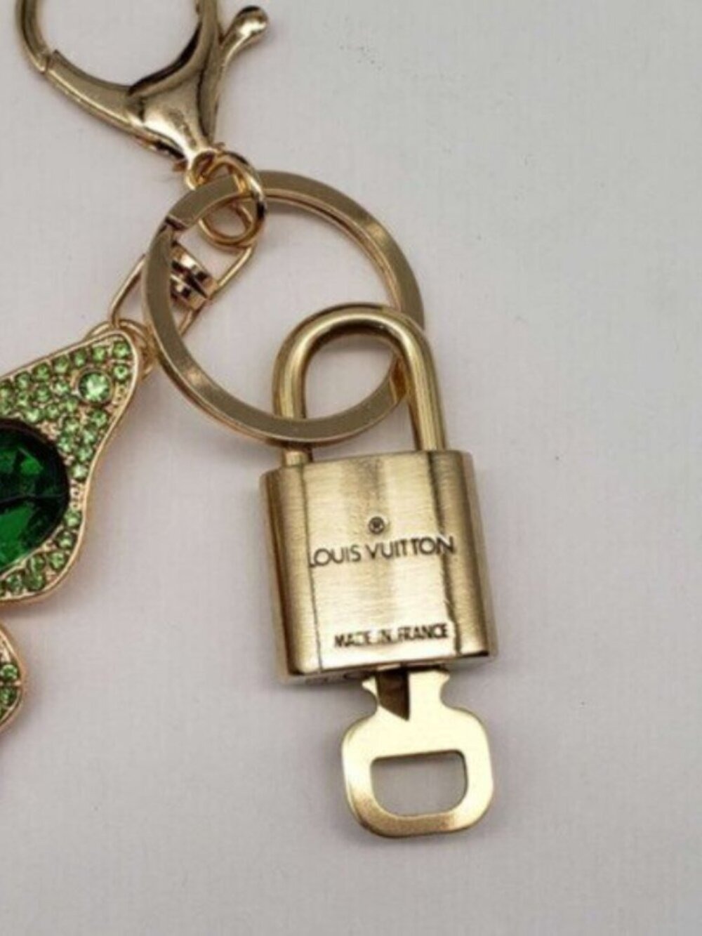 Louis Vuitton Gold Lock 🔒 Authentic LV Key + Unbranded Butterfly Bag Charm - Picture 4 of 8